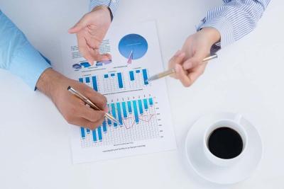 HR Metrics header
